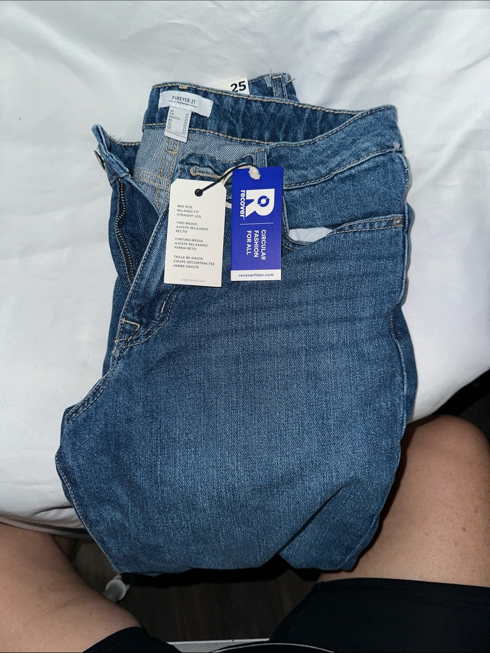Forever 21 Women's Medium Blue High-Rise Jeans